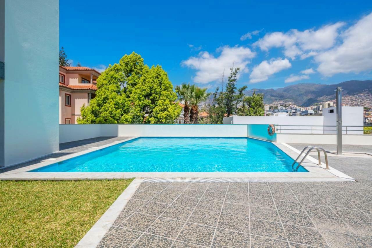 Quinta Miramar Aparthotel Funchal  Buitenkant foto