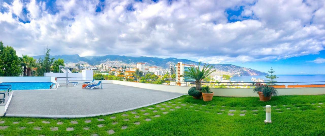 Quinta Miramar Aparthotel Funchal  Buitenkant foto